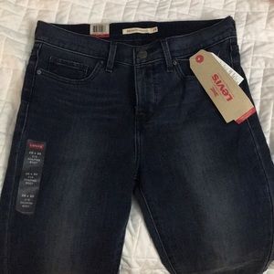 Levis shaping bootcut